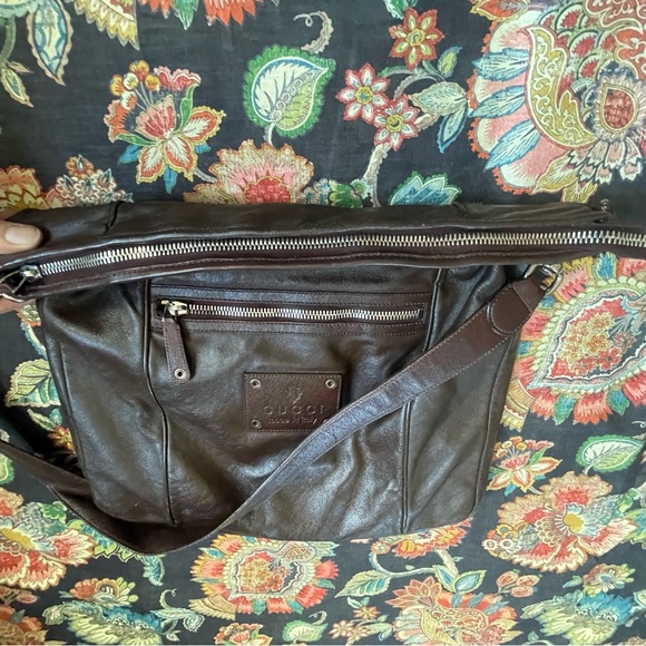 Gucci Dark Brown Leather Crossbody Bag - Picture 7 of 13